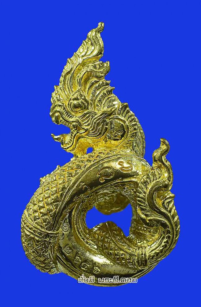 รูปหล่อองค์พญานาค หลวงพ่อรักษ์ อนาลโย วัดสุทธาวาส วิปัสสนา จ.พระนครศรีอยุธยา รุ่นขุมทรัพย์นาคราช ปี 2560 เนื้อทองราชาโชค ตนที่ 17 หมายเลข 2656 รูปหล่อองค์พญานาค หลวงพ่อรักษ์ อนาลโย วัดสุทธาวาส วิปัสสนา จ.พระนครศรีอยุธยา รุ่นขุมทรัพย์นาคราช ปี 2560 เนื้อทองราชาโชค ตนที่ 17 หมายเลข 2656