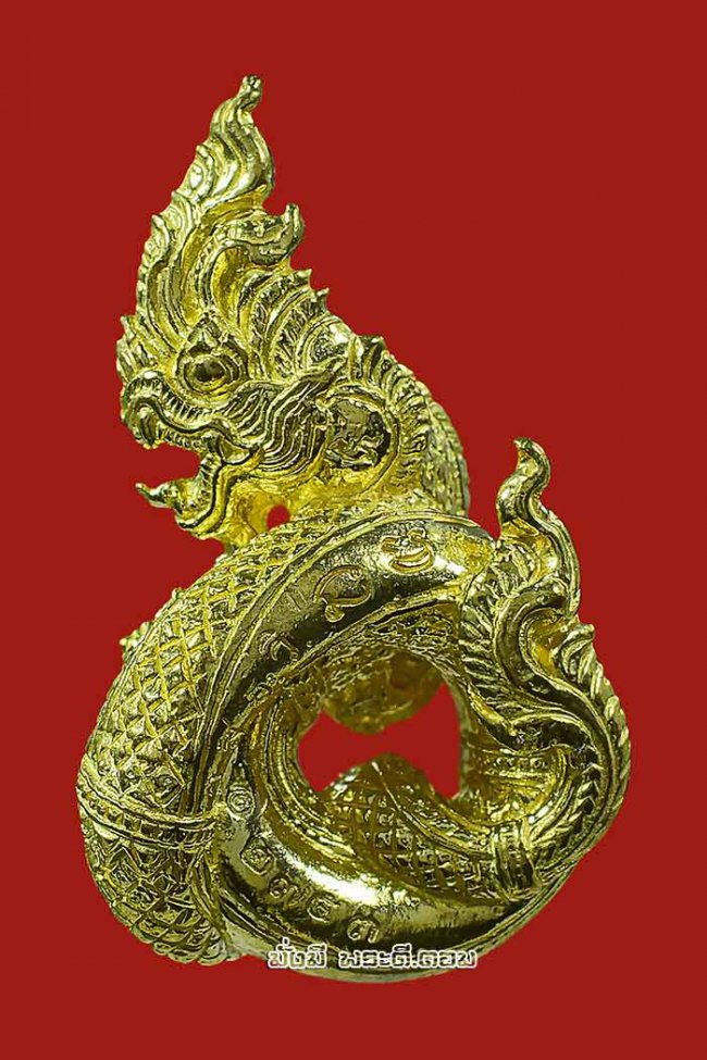 รูปหล่อองค์พญานาค หลวงพ่อรักษ์ อนาลโย วัดสุทธาวาส วิปัสสนา จ.พระนครศรีอยุธยา รุ่นขุมทรัพย์นาคราช ปี 2560 เนื้อทองราชาโชค ตนที่ 22 หมายเลข 2753 รูปหล่อองค์พญานาค หลวงพ่อรักษ์ อนาลโย วัดสุทธาวาส วิปัสสนา จ.พระนครศรีอยุธยา รุ่นขุมทรัพย์นาคราช ปี 2560 เนื้อทองราชาโชค ตนที่ 22 หมายเลข 2753